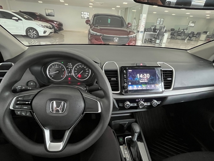 galeria CITY SEDAN LX