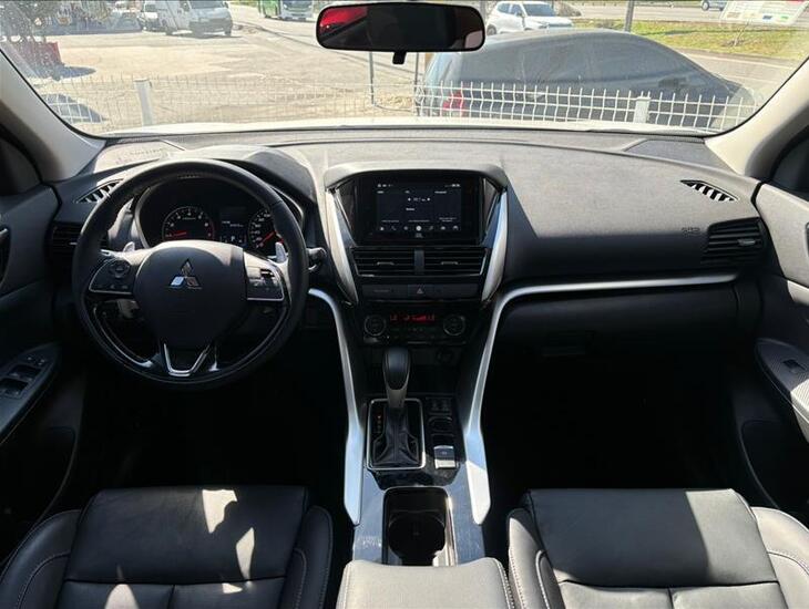 galeria ECLIPSE CROSS