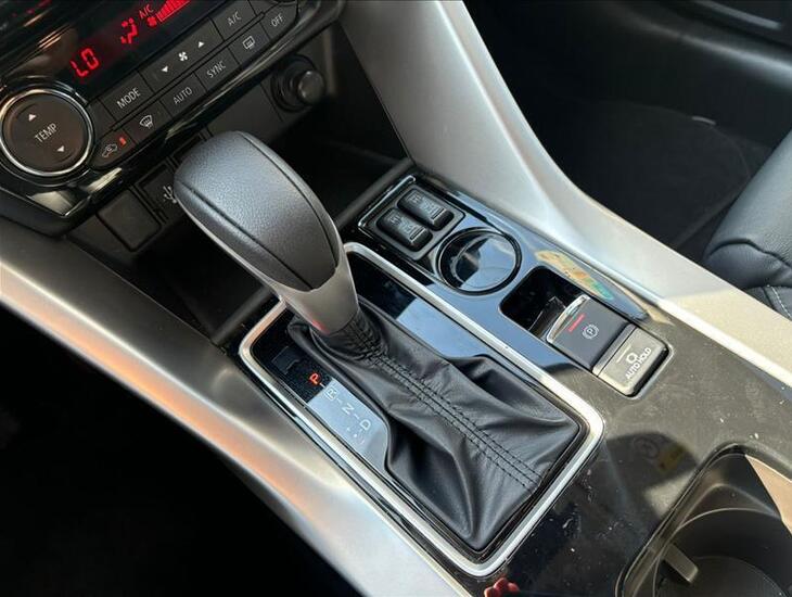 galeria ECLIPSE CROSS