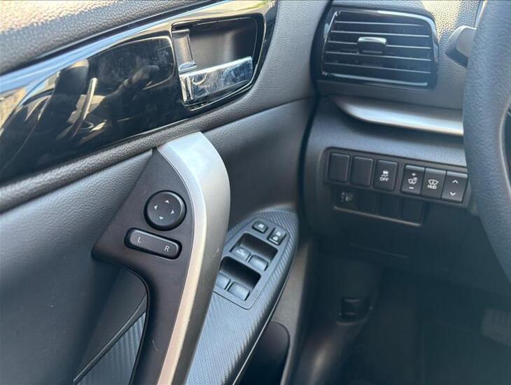 galeria ECLIPSE CROSS