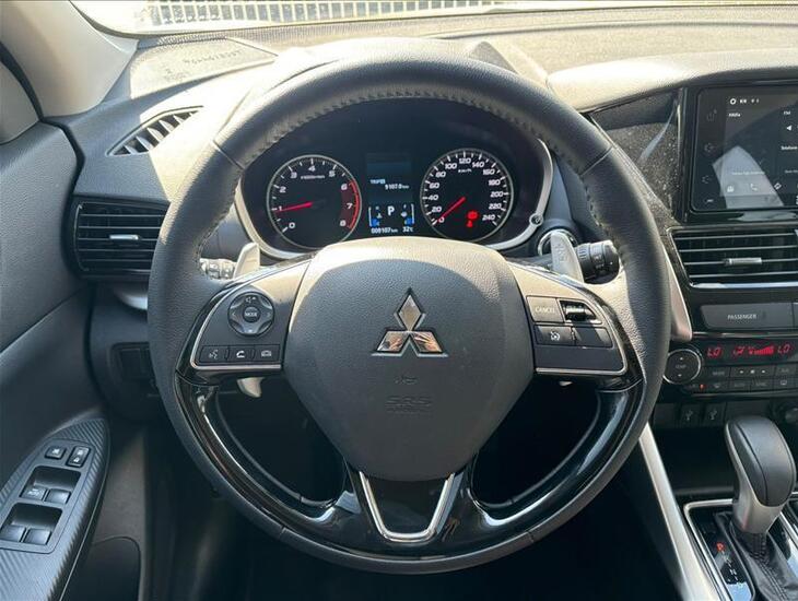 galeria ECLIPSE CROSS