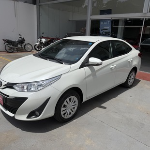 Toyota YARIS 1.5 16V FLEX SEDAN XL MULTIDRIVE