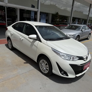 Toyota YARIS 1.5 16V FLEX SEDAN XL MULTIDRIVE