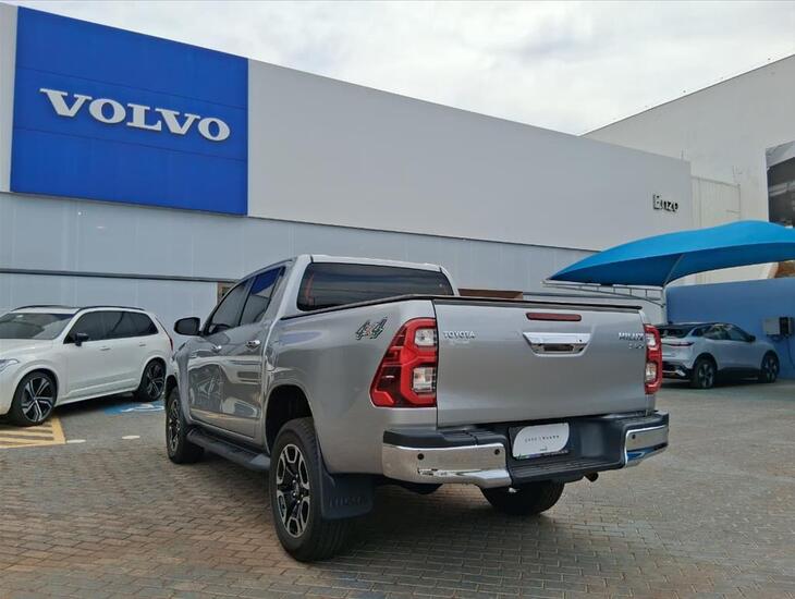 galeria HILUX