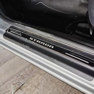 Fiat STRADA 1.3 FIREFLY FLEX VOLCANO CD MANUAL