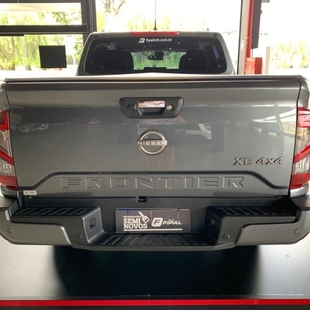 Nissan FRONTIER 2.3 16V TURBO DIESEL XE CD 4X4 AUTOMÁTICO