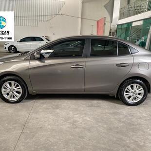 Toyota YARIS 1.5 16V FLEX SEDAN XL MANUAL