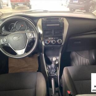 Toyota YARIS 1.5 16V FLEX SEDAN XL MANUAL