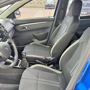 Renault KWID 1.0 12V SCE FLEX OUTSIDER MANUAL