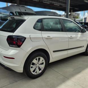 Volkswagen POLO 1.0 MPI MANUAL