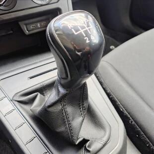 Volkswagen POLO 1.0 MPI MANUAL