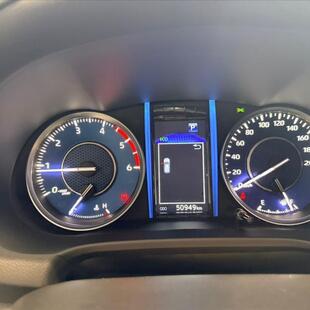 Toyota HILUX SW4 2.8 D-4D TURBO DIESEL SRX 7L 4X4 AUTOMÁTICO