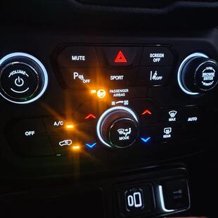 Jeep RENEGADE 1.3 T270 TURBO FLEX LONGITUDE AT6