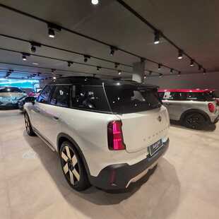 Mini Cooper Countryman SE ALL4 Top