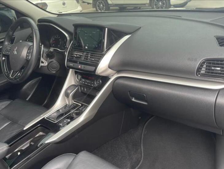 galeria ECLIPSE CROSS