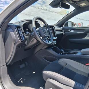 Volvo C40 P8 RECHARGE TWIN ELECTRIC ULTIMATE AWD