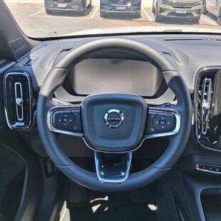 Volvo C40 P8 RECHARGE TWIN ELECTRIC ULTIMATE AWD