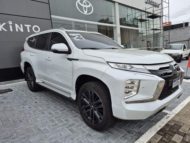 galeria PAJERO SPORT