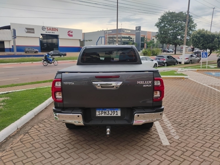 galeria HILUX