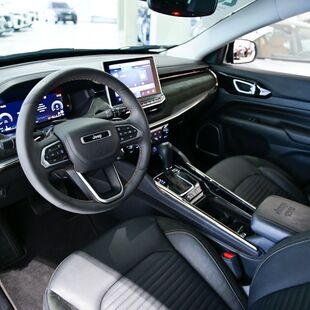 Jeep Commander Limited 1.3 T270