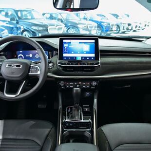 Jeep Commander Limited 1.3 T270