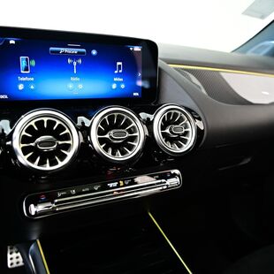 Mercedes Benz GLA 200 AMG Line 1.3 Turbo (Aut)