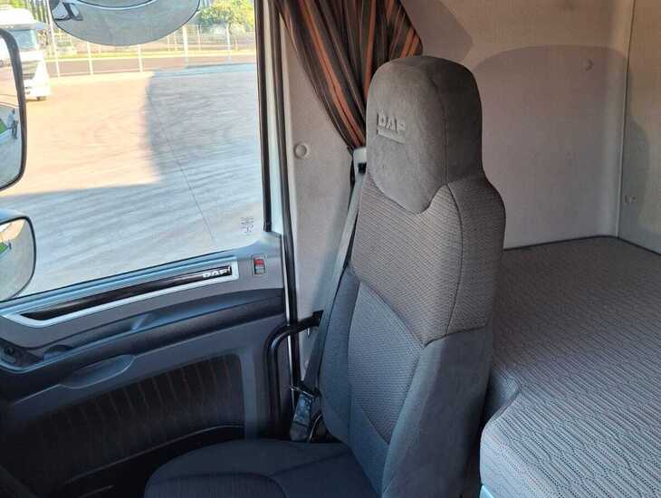 galeria DAF XF FTT 530 6x4