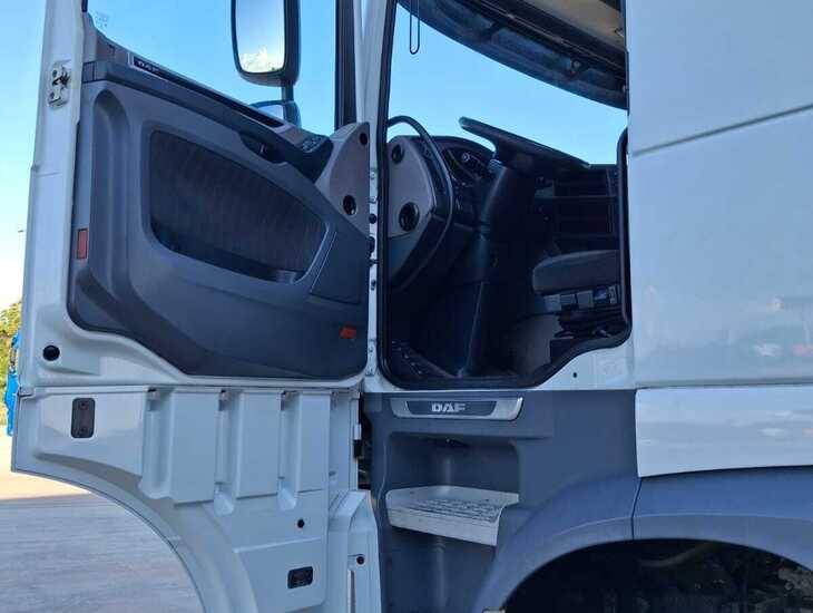 galeria DAF XF FTT 530 6x4