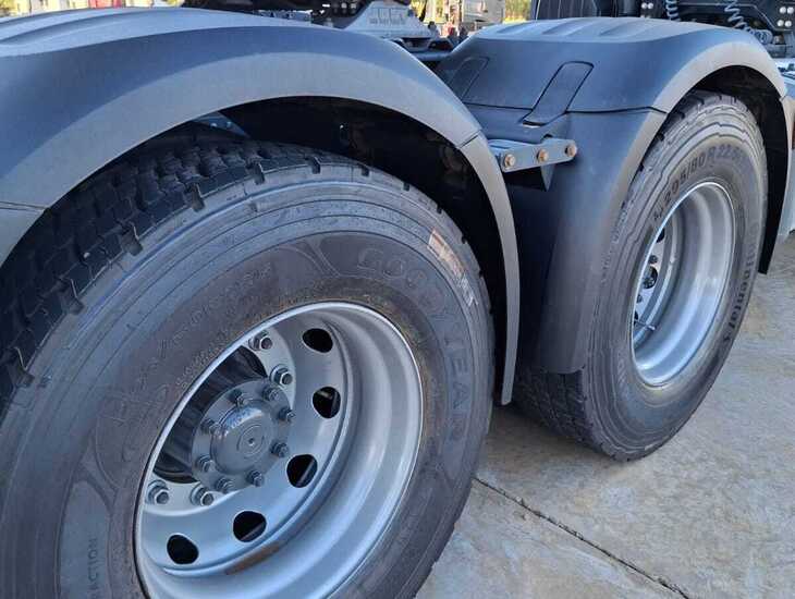 galeria DAF XF FTT 530 6x4