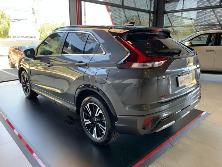 galeria ECLIPSE CROSS