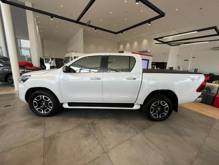 galeria HILUX SRX 4X4 2.8