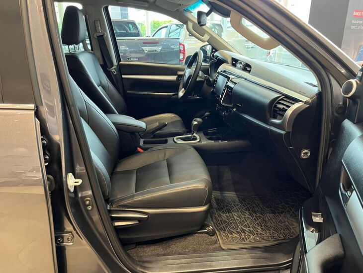 galeria HILUX SRX 4X4 2.8