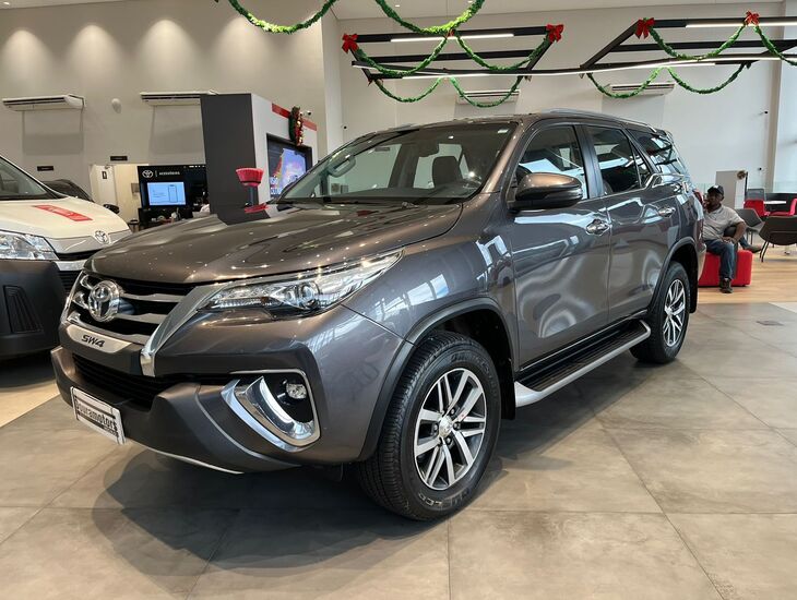 galeria SW4 SRX 7 LUGARES 2.8 4X4