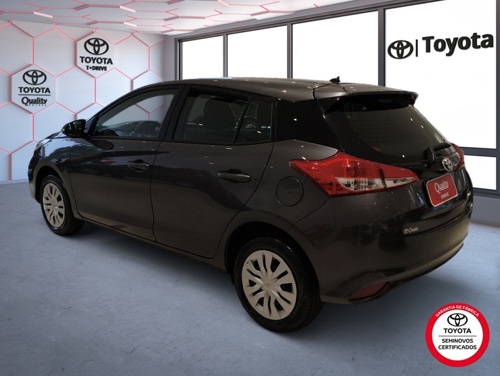 galeria Yaris