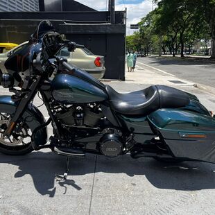 Harley Davidson Street Glide SPECIAL FLHXS
