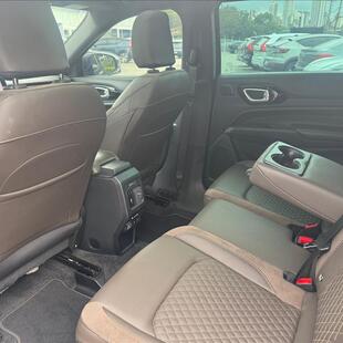 Jeep COMMANDER 2.0 TD380 TURBO DIESEL OVERLAND AT9