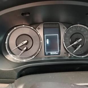 Toyota HILUX 2.8 D-4D TURBO DIESEL CD SRV 4X4 AUTOMÁTICO