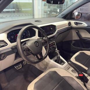 Volkswagen T-CROSS 1.4 250 TSI TOTAL FLEX HIGHLINE AUTOMÁTICO