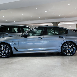 Bmw 530e M Sport 2.0 Turbo Híbrido (Aut)