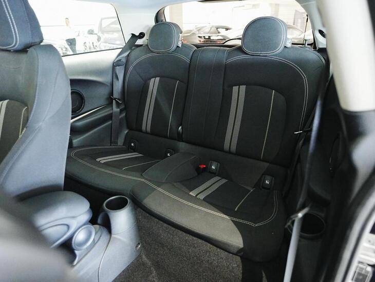 galeria Cooper Countryman