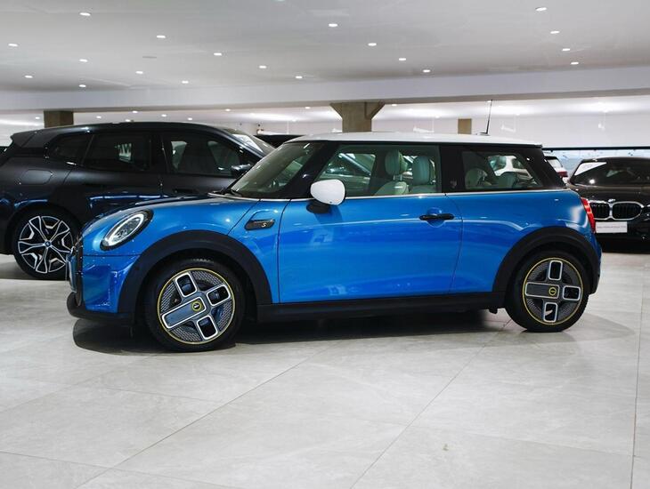galeria Cooper Countryman