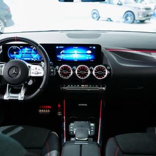Mercedes Benz GLA 35 AMG 2.0 turbo (Aut)
