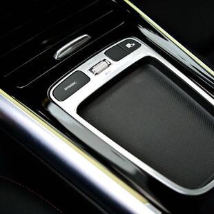 Mercedes Benz GLA 200 AMG Line 1.3 Turbo (Aut)