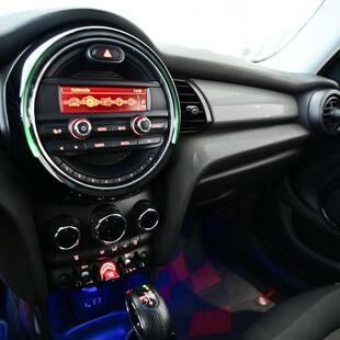 Mini Cooper 1.5 (Aut) 4p