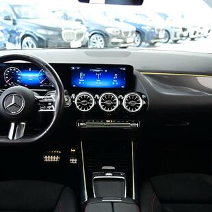 Mercedes Benz GLA 200 AMG Line 1.3 Turbo (Aut)