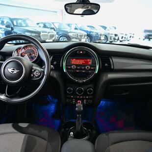 Mini Cooper 1.5 (Aut) 4p