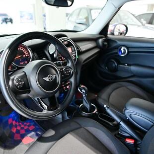 Mini Cooper 1.5 (Aut) 4p
