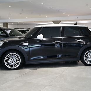 Mini Cooper 2.0 S Exclusive (Aut) 4p