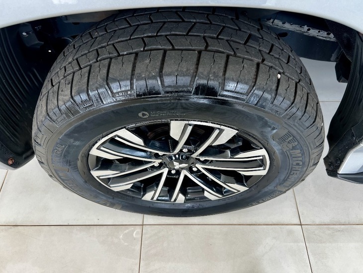 galeria PAJERO SPORT