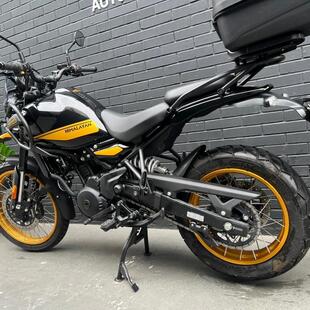 Royal Enfield Himalayan 450 Hanle Black